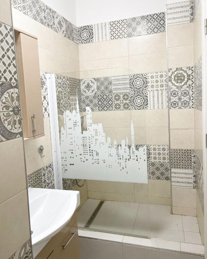 White Apartment Bucureşti Exterior foto
